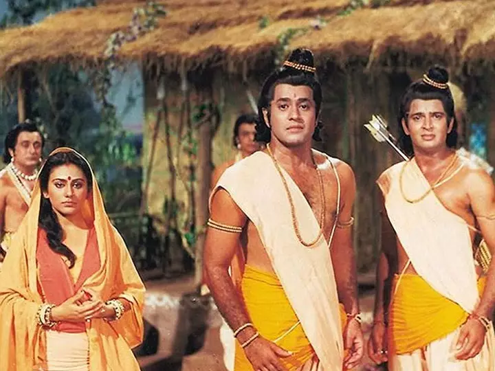 Making Of Ramayan: How Sunil Lahri Injured His Fingers, Dipika Chikhlia Spent Days Sitting Under A Tree